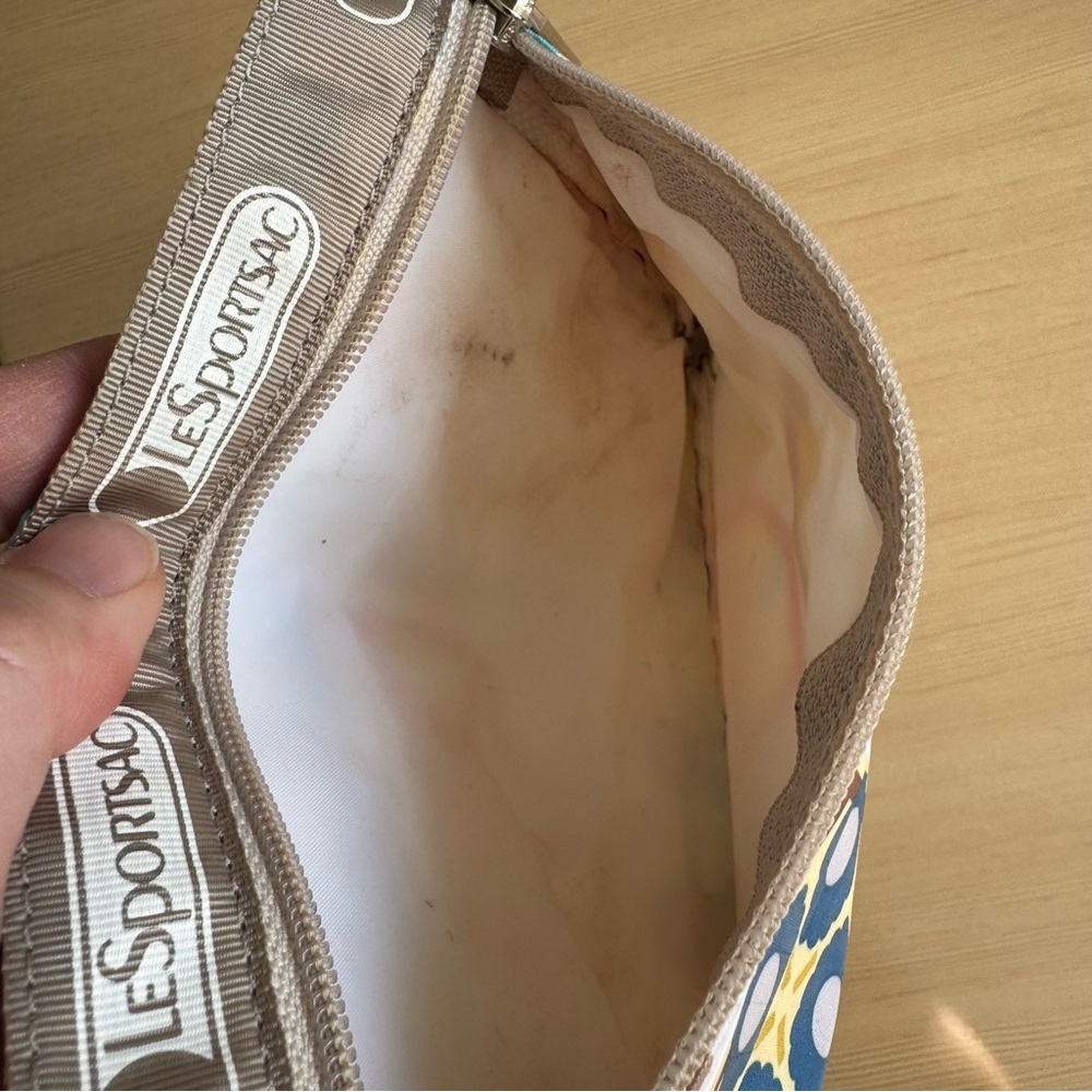LeSportsac Hawaii Make Up Pouch - Picture 4 of 7
